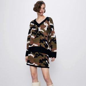 NWT Zara Cozy Winter Camo print skirt